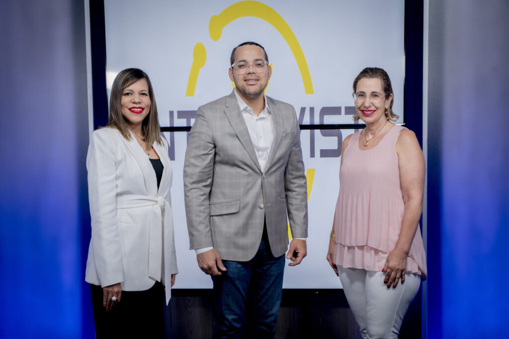 Ana María Valenzuela, Máximo Miñoso y Yoselin Kury