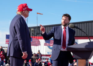 Donald Trump elige al senador J.D Vance como su vicepresidente