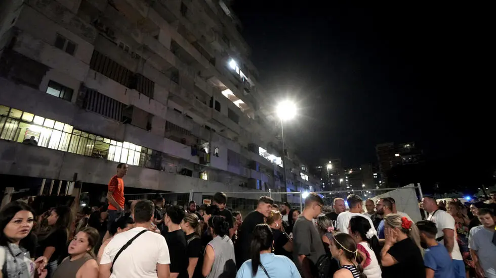 Dos muertos y 13 heridos por el derrumbe de un balcón en Nápoles