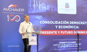Ministro de Relaciones Exteriores (Mirex) durante su participación este miércoles en reunión de la Cámara Americana de Comercio de la República Dominicana (AMCHANDR).