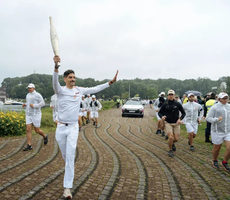 El dominicano que portó la Antorcha Olímpica hacia París 2024
