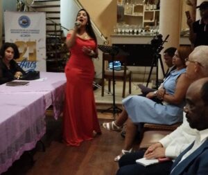 La Diosa brilla en el 21º aniversario de la Fundación Dominico-Haitiana