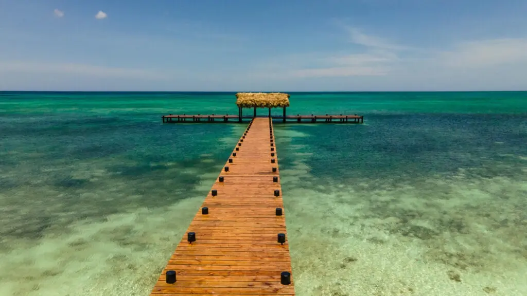 Raquel Peña y Jean Luis Rodríguez inauguran muelle pesquero en Cabo Rojo, Pedernales