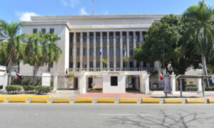 Fachada del Ministerio de Educación de la República Dominicana (Minerd)