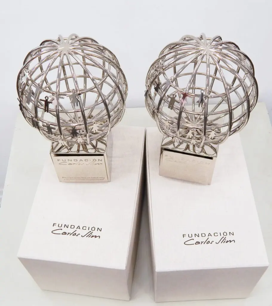 Estatuilla y US$100 mil como premios