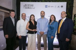 Luis Ros, Frank Rodríguez, Sarah Peña, Omar Cepeda, Lissette Olivares y Darío Núñez. FUENTE EXTERNA