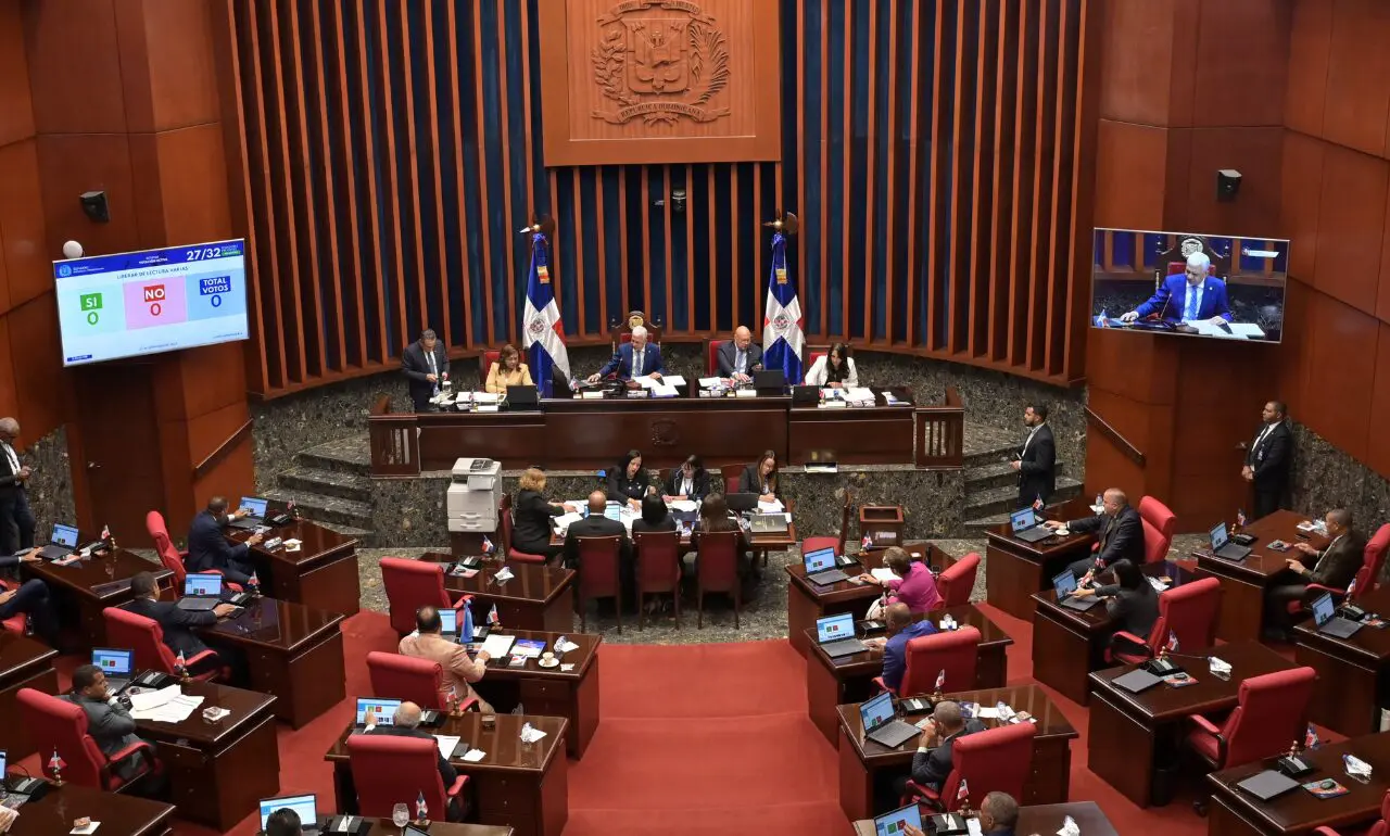 Reunión de la Comisión designada para la elección de los aspirantes a miembros, titulares y suplentes de la Junta Central Electoral (JCE). (Foto: fuente externa)