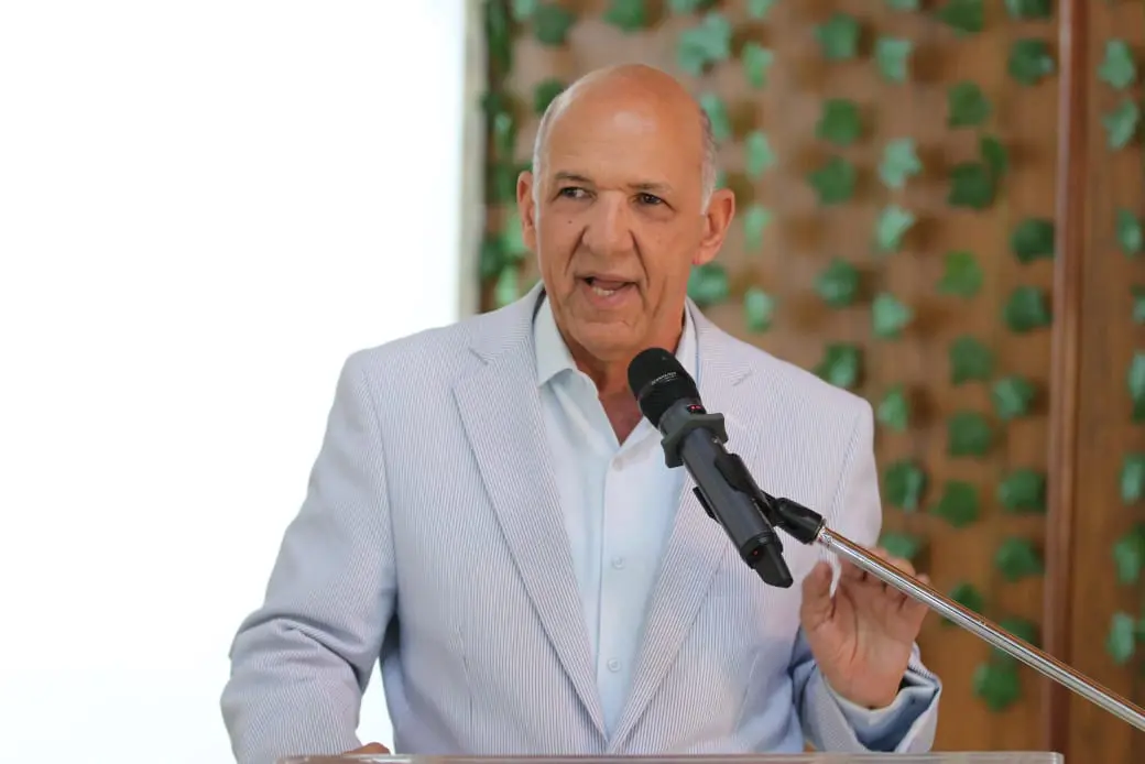 Director General de los CTC, Isidro Torres