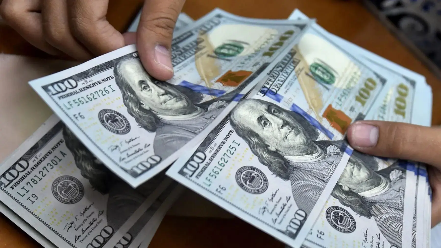 Precio Dólar Paralelo y Dólar BCV en Venezuela 6 de octubre de 2024