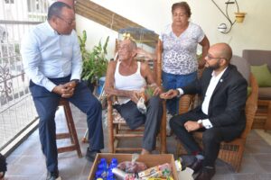 DGJP realiza visitas a envejecientes pensionados por el Día del Adulto Mayor