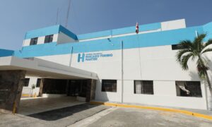 Fachada del Hospital Provincial Doctor Pascasio Toribio Piantini. (Foto: fuente externa)