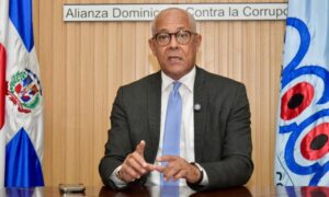 El presidente de la Alianza Dominicana Contra la Corrupción (ADOCCO), Julio César de la Rosa Tiburco.