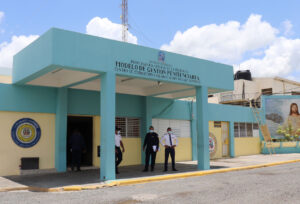 Reclusos secuestran agente penitenciario en cárcel del nuevo modelo en Mao (Fuente Externa)