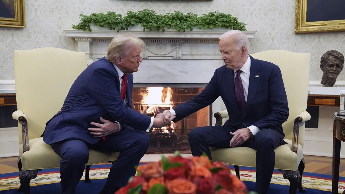 Donald Trump y Joe Biden en la Casa Blanca