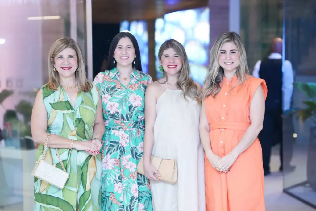 María Zaglul , Carmen Zaglul , Sofía Tarrazo y Carolina Tarrazo