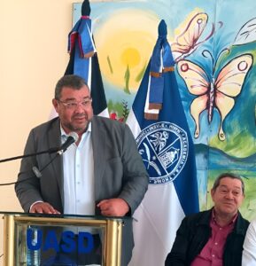 UASD rinde homenaje a Francisco Justo Villa con la Medalla al Mérito Filosófico