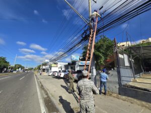 EDENORTE y PGASE desmantelan “Santana Barber Shop” por fraude eléctrico