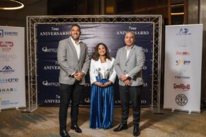 Garibaldi Brito, Yolanda Cabrera y Billy Vicente. FUENTE EXTERNA