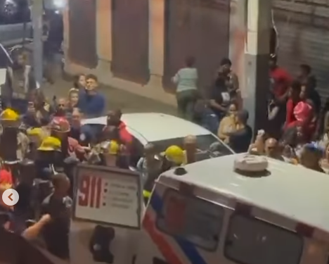 Niños y una joven heridos tras desplome de pared en calle Juan Erazo (fFuente Externa)