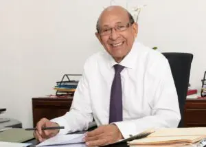 El director ejecutivo IDOPPRIL Fausto López Solís