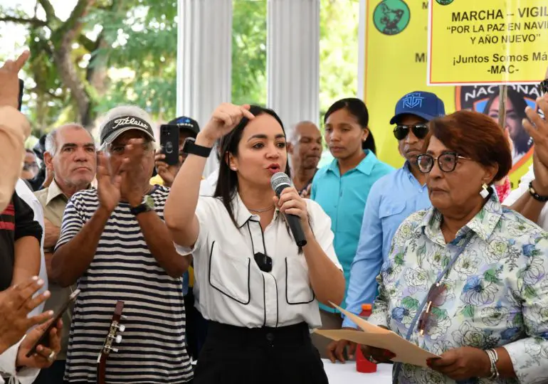 Raful reitera fortalecer colaboración entre PN y organizaciones comunitarias