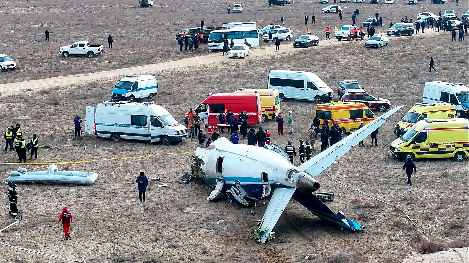 ¿Qué se sabe hasta ahora sobre el siniestro del avión de pasajeros en Kazajistán?