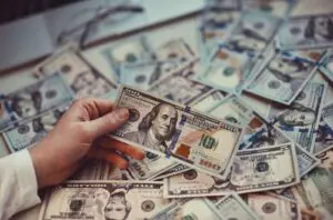 Precio Dólar Paralelo y Dólar BCV en Venezuela 3 de enero de 2024