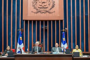 Senado declara de urgencia y aprueba modificaciones a Ley de Residuos Sólidos de la República Dominicana