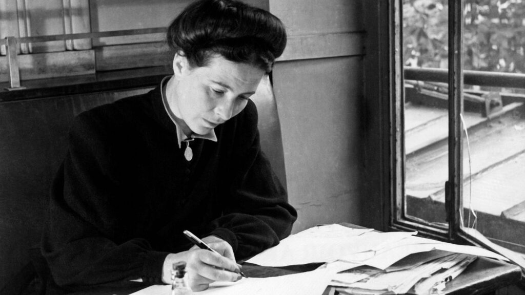 «La escritura es el fundamento, el eje y el proyecto esencial de mi vida.» solía decir Simone de Beauvoir