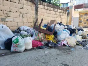 Basura y mal estado de las calles, común denominador de Cancino Adentro