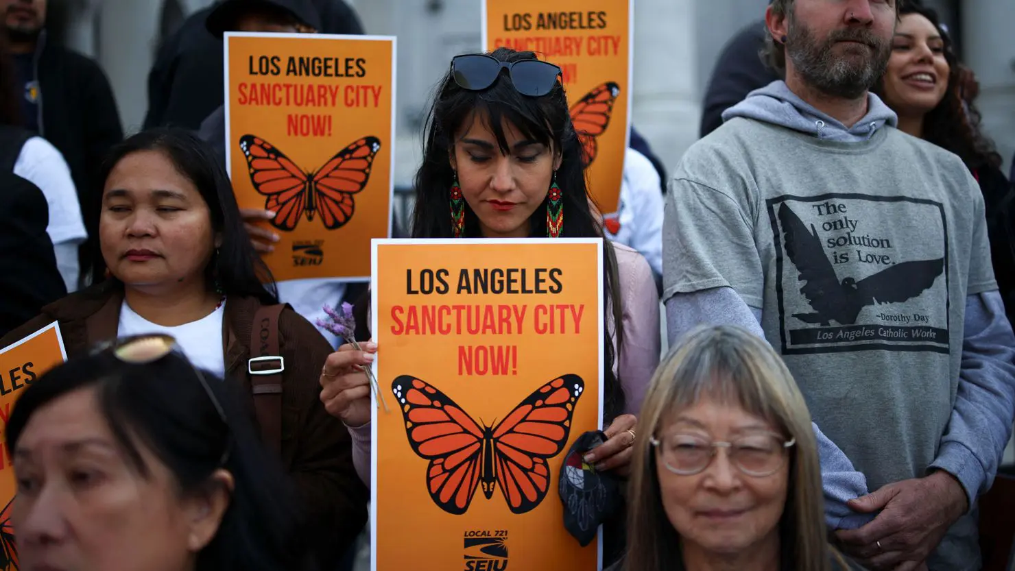 Los Ángeles es la última de las ciudades santuario para los migrantes en EE.UU