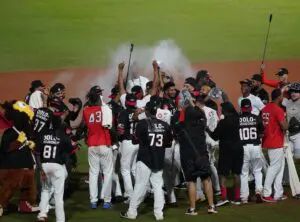 Escogido va a su final 29 de LIDOM, décima frente al Licey