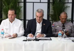 El presidente Luis Abinader en la reunión de seguimiento al plan de seguridad ciudadana