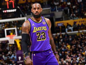 Lebron James lideró la victoria de los Lakers sobre Washington