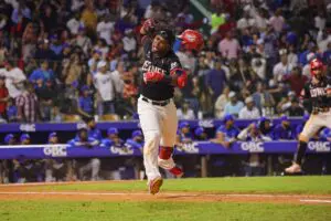 El perreo más loco en la final de LIDOM es de Jean Segura