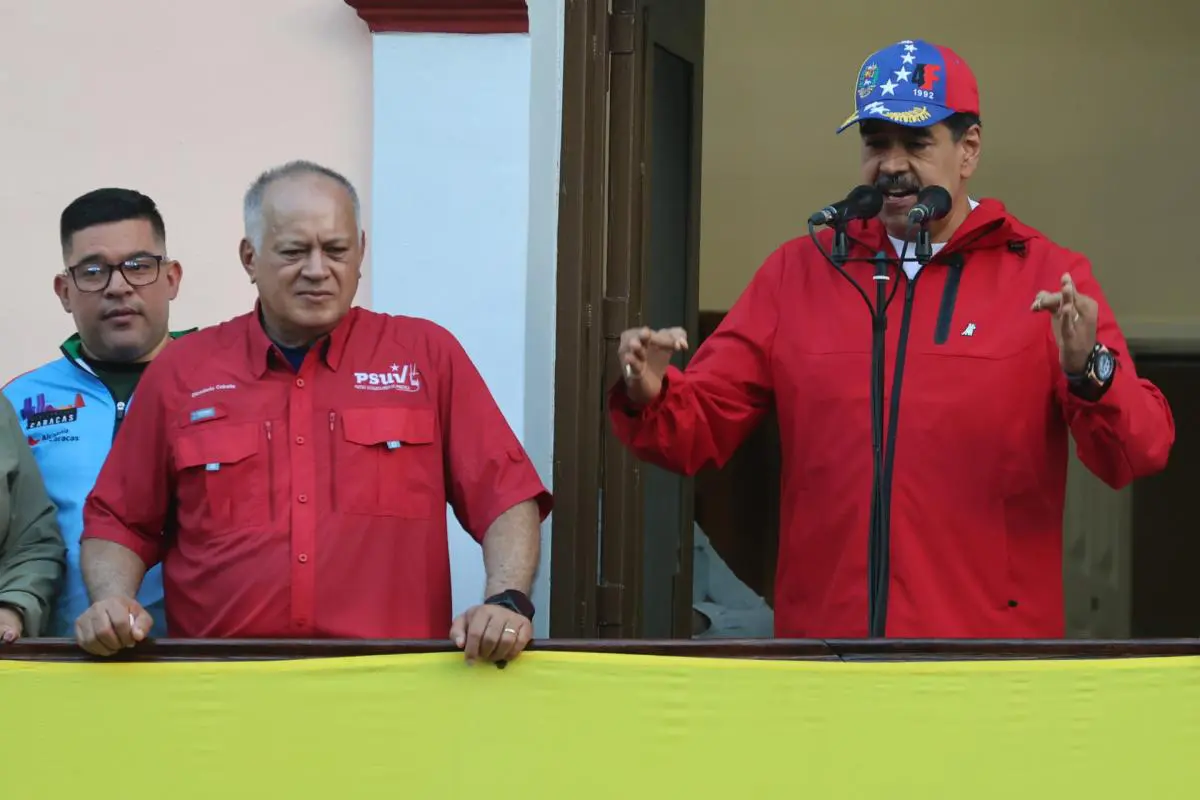 Maduro propone evaluar método para elegir candidatos a las elecciones previstas para 2025