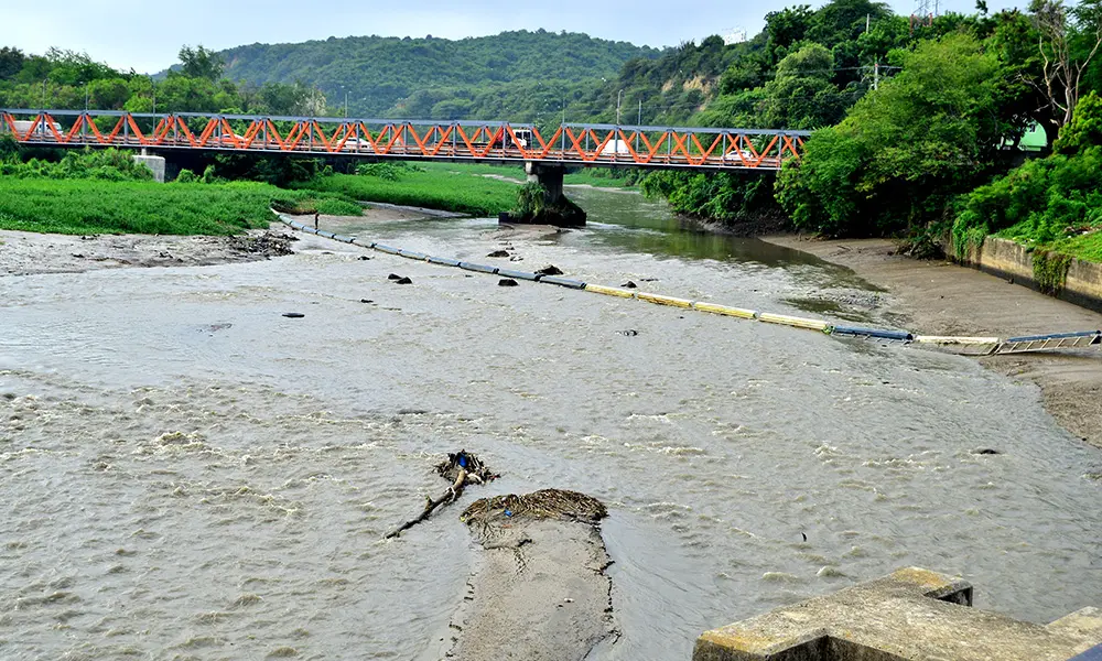 Salida de acueductos por turbidez; apagones en Puerto Plata