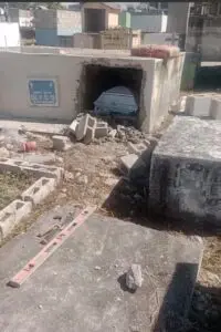 Continúan las profanaciones de tumbas en cementerio de Cabral, Barahona