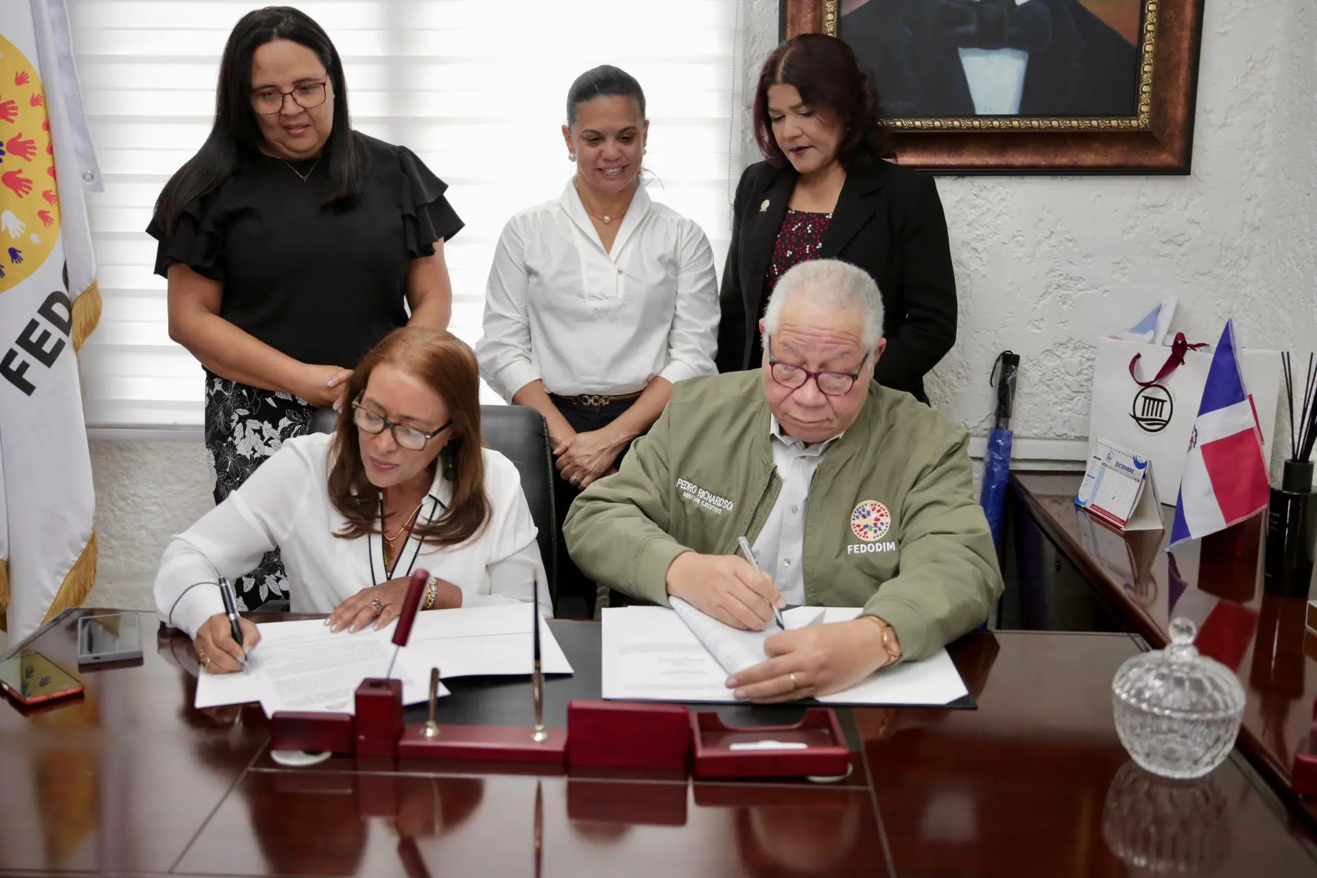 FEDODIM otorga el 40% de las obras municipales a mujeres constructoras bajo acuerdo con MUPYMECON