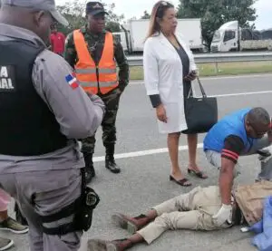 Hombre muere atropellado en la Autovía del Este