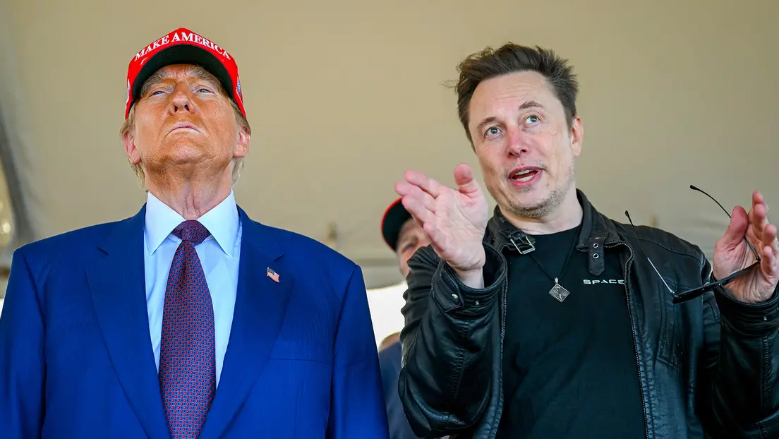 El empresario Elon Musk y el presidente de EE.UU., Donald Trump, el 19 de noviembre de 2024.