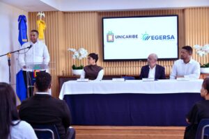 UNICARIBE y EGERSA Solar inauguran laboratorio de energías renovables 