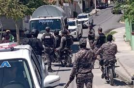 En menos de 24 horas Policía Barahona ejecuta 17 órdenes de arresto