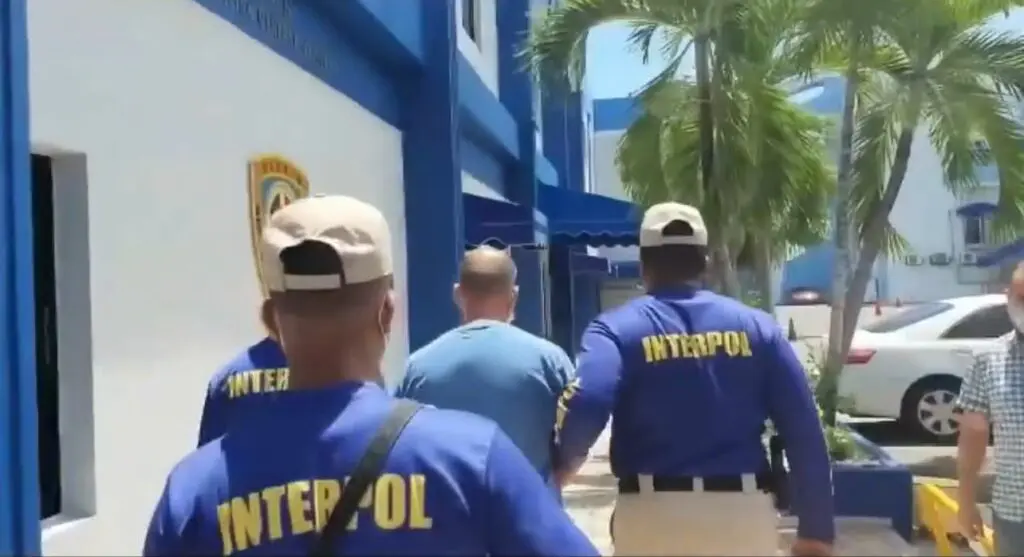 OCN-Interpol Santo Domingo y PGR extraditan dominicano a Italia