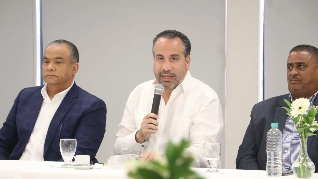 Inefi inicia revolución del deporte escolar dominicano con lanzamiento del programa “Tanda Extendida”