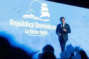 RD vive el mejor momento del turismo en su historia, según ministro David Collado