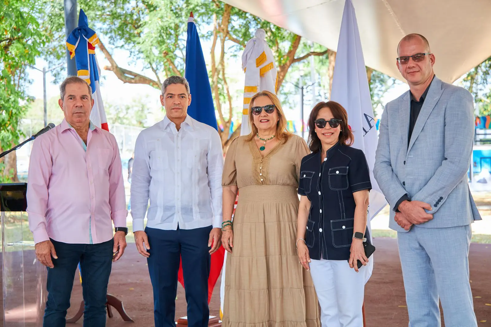 Alianza Francesa y Alcaldía de Santiago inauguran la exposición “Heroínas” en honor a la mujer