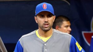 Luis Urueta repite como dirigente en la Liga Dominicana de Béisbol, Lidom, luego de dirigir a los Tigres del Licey y los Gigantes del Cibao.