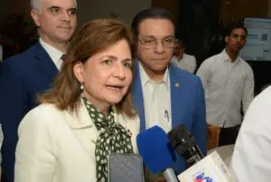 La vicepresidenta de la República Dominicana, Raquel Peña,