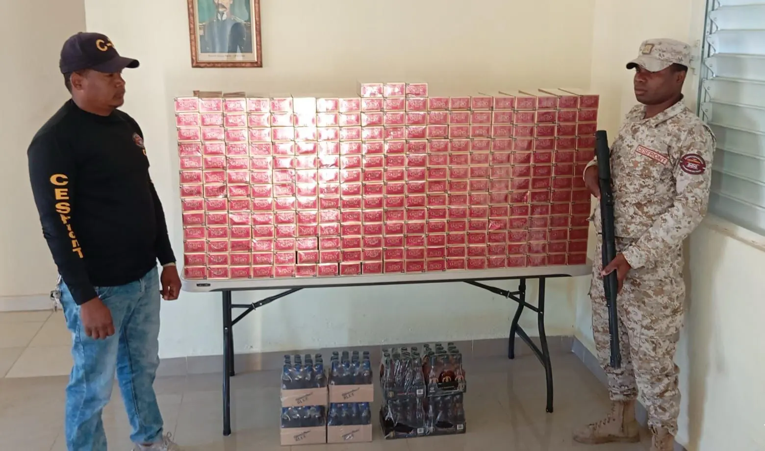 Detienen hombre con 49,800 unidades de cigarrillos en Elías Piña